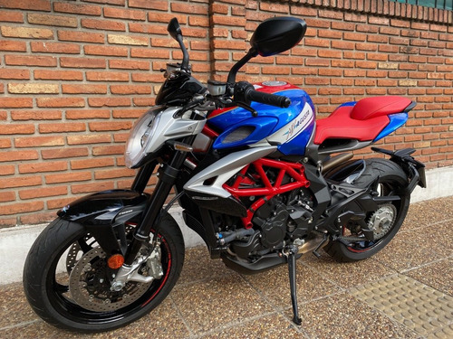 Imagen 2 de 14 de Mv Agusta Brutale 800 America Permuto Qr Motors