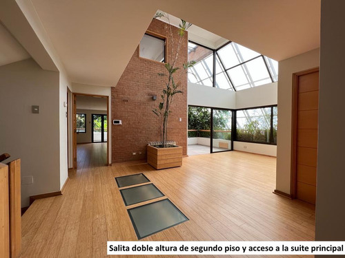 El Golf, Magnifica Residencia Contemporánea, Apta Embajada.