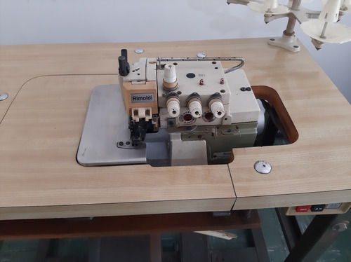 Máquina De Coser Industrial Overlock Rimoldi 429