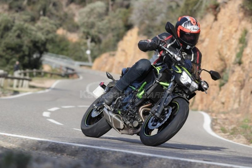 Kawasaki Z650 Abs No Suzuki Gsx 750 0km Naked