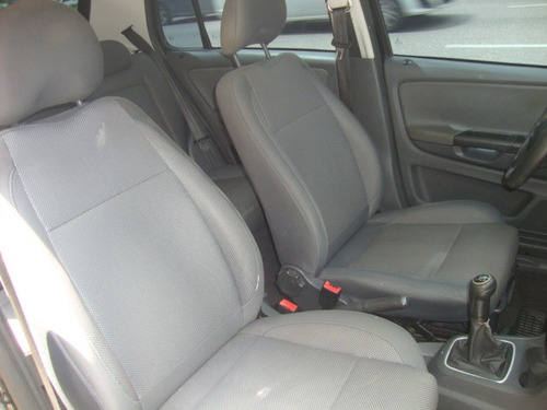 Volkswagen Fox 1.6 Vht Trend Total Flex 5p