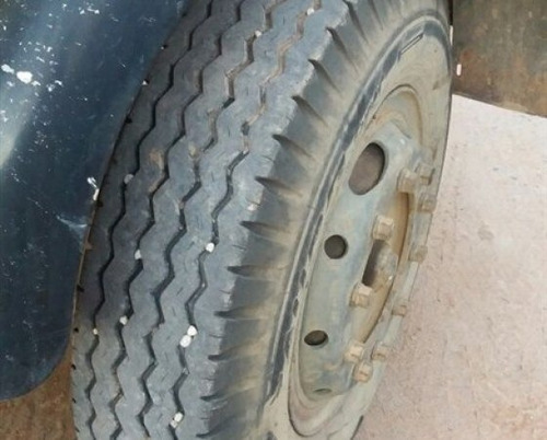 Mercedes-benz Mb L1113 Toco 4x2 Carroceria Ano 1985