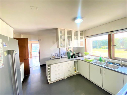 Casa En Venta De 3 Dorm Ampliable. En Chicureo