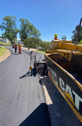 Carpeta Asfáltica Bitumen Y Alquiler De Bobcat Retro Etc