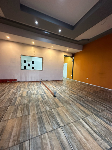 Arriendo Local Strepcenter Guillermo Ulriksen (97891)