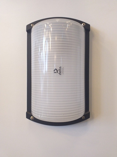 Imagen 1 de 2 de Aplique De Exterior Nova Aluminio Negro Y Vidrio E27