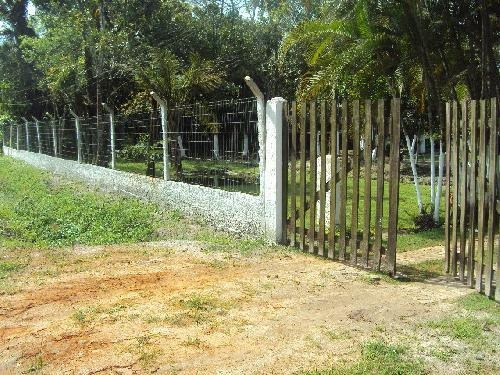 Chácara No Litoral Com 2 Dormitórios Em Itanhaém/sp 0537-pc