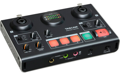 Mini Estudio Creador Podcast Tascam Us-42b