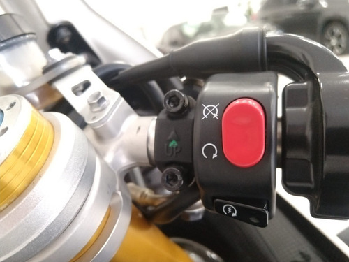 Imagem 12 de 17 de Triumph Daytona 675r 2016 22.500km