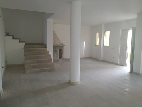 Imagen 5 de 14 de Casa Dos Niv 300m2 Los Nuevos Teques