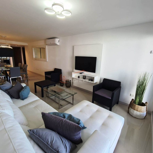 Imagen 4 de 30 de Venta Y Venta De Apartamento En La Brava, A Metros Mar