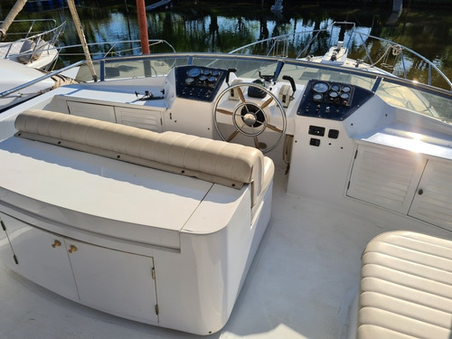 Imagen 6 de 15 de Crucero Zimmerman 52 Flybridge 1992 Fibra 2 Motores Ejes