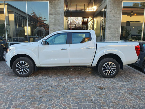 Imagen 8 de 15 de Nissan 2022 Pick-up Frontier 2.3 Dc 4x2 Xe
