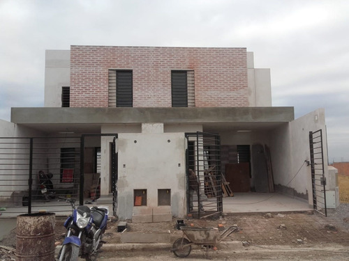 Imagen 2 de 16 de Duplex A Estrenar Venta Via Aurelia 3 Dorm