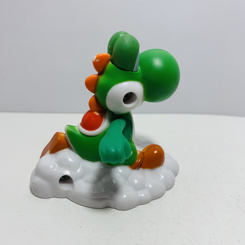 Muñeco Yoshi Super Mario Bros Colección Mcdonalds 2018 (Usado)