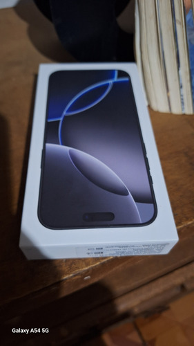 iPhone 16 Pro Max De 256gb Esim Color Black Titanium Color Negro