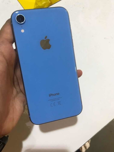 iPhone XR 64 Gb