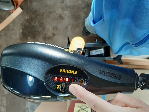 Imagen 15 de 18 de Minn Kota Endura Popa 50 Libras Motor Fuera Borda Electrico