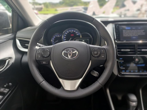 Imagem 5 de 15 de Yaris 1.5 16v Flex Sedan Xls Connect Multidrive
