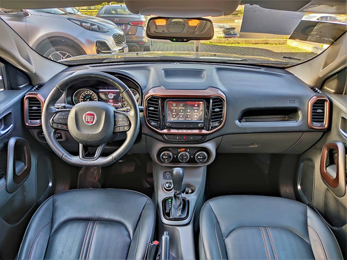 Imagem 7 de 11 de Fiat Toro 2.0 Tdi Volcano Auto 4wd