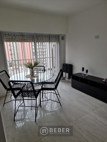 Imagen 6 de 16 de Departamento 2 Ambientes Con Balcon Y Cochera - Plaza Colon