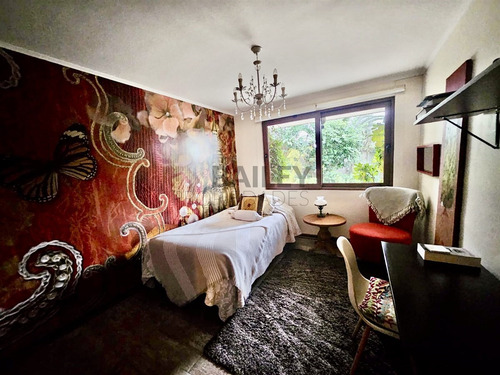 Casa En Venta De 6 Dorm. En Bosques De Montemar, Concón