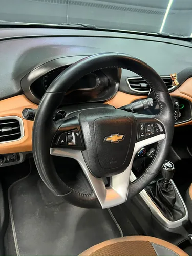 Chevrolet Onix 1.4 Active Hatchback 2018