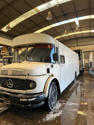 Mercedes Benz 1114 Furgón