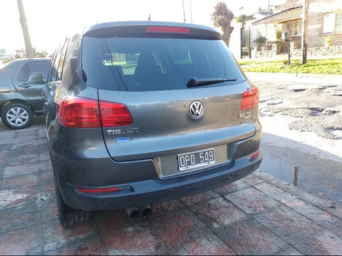 Imagen 6 de 12 de Volkswagen Tiguan 2014 2.0 Sport & Style I 140cv Tiptronic