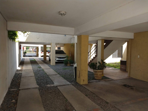 Venta 2 Ambientes Con Cochera Y Terraza En Moron