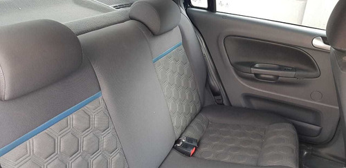 Imagem 7 de 14 de Volkswagen Voyage 1.6 Vht Seleção (flex)