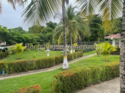 En Venta Hermoso Apartamento En Higuerote Mls 25-23262