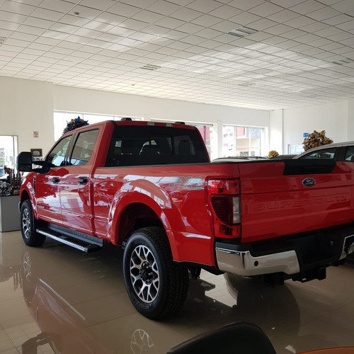 Imagen 6 de 12 de F-250 Super Duty Crew Cab Diesel 4x4 2022