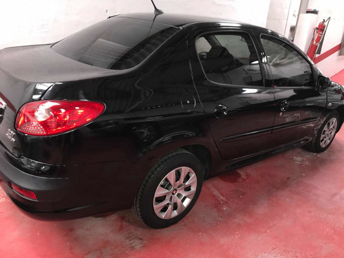 Peugeot 207 Passion 1.4 Xr Flex Preto 09/10