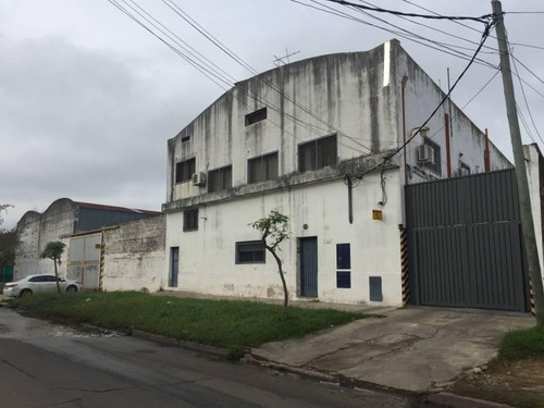 Imagen 2 de 19 de Depósitos De 1358m2 Cubiertos Sobre 3729m2 De Terreno Zonificación I4