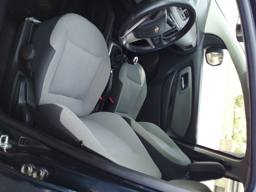 Imagen 5 de 8 de Chevrolet Spin