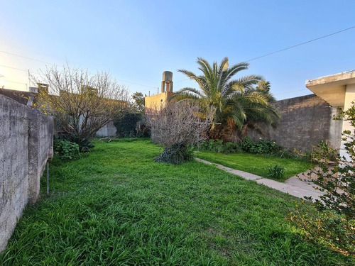 Imagen 8 de 9 de Casa Americana En Venta En Ituzaingo Con Tres Dormitorios