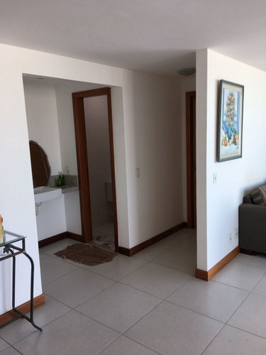 Imagem 3 de 25 de Cobertura Linear Com 270 M2 E 03 Vagas Em Jardim Camburi!!! - 2000442