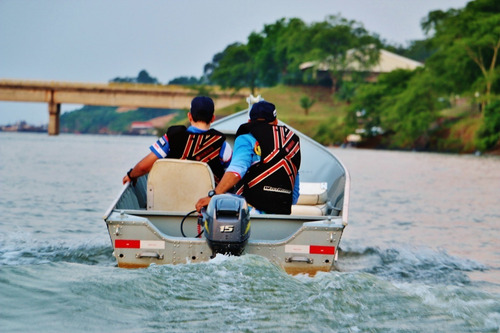Imagem 7 de 8 de Motor De Popa Yamaha 15hp 2 Tempos