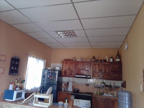 Imagen 13 de 21 de Se Vende Casa En Chichiriviche Falcon