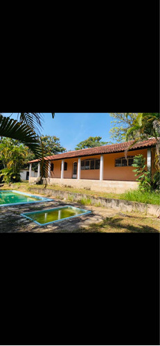 Chácara Com 02 Piscinas, Poço. Casa Térrea, Ampla Varanda