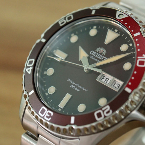 Relógio Orient Makoiii Kamasu Ra-aa0814r19b Made In Japan Prateado Vermelho Preto