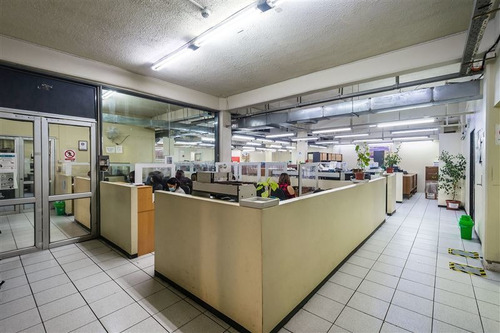 Imagen 8 de 20 de Edificio De Oficinas En Venta En Santiago Para Inversionista