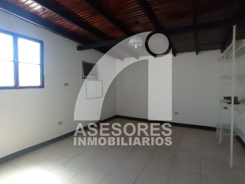 Imagen 4 de 7 de Casa En Venta En Urb. Vista Hermosa. Puerta Maraven.