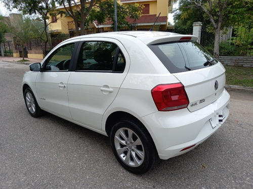 Imagen 8 de 13 de Volkswagen 1.6 5 Ptas Trend Comfortline 2018
