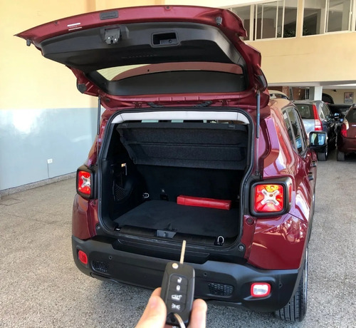 Imagen 9 de 13 de Jeep Renegade Sport
