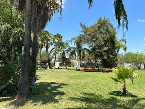Quinta En Venta En El Castillo En Cadereyta