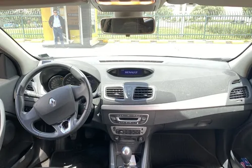 Renault Fluence 2.0 Privilege