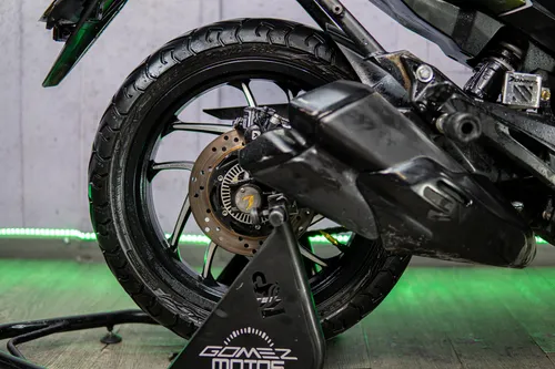Bajaj Dominar 400 2024
