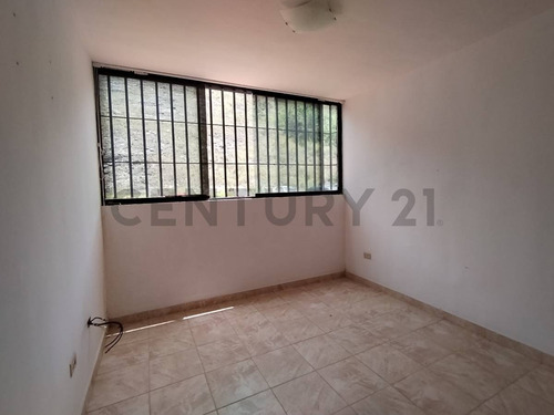 Cómodo Apartamento Para Familias En El Solar De La Quinta.